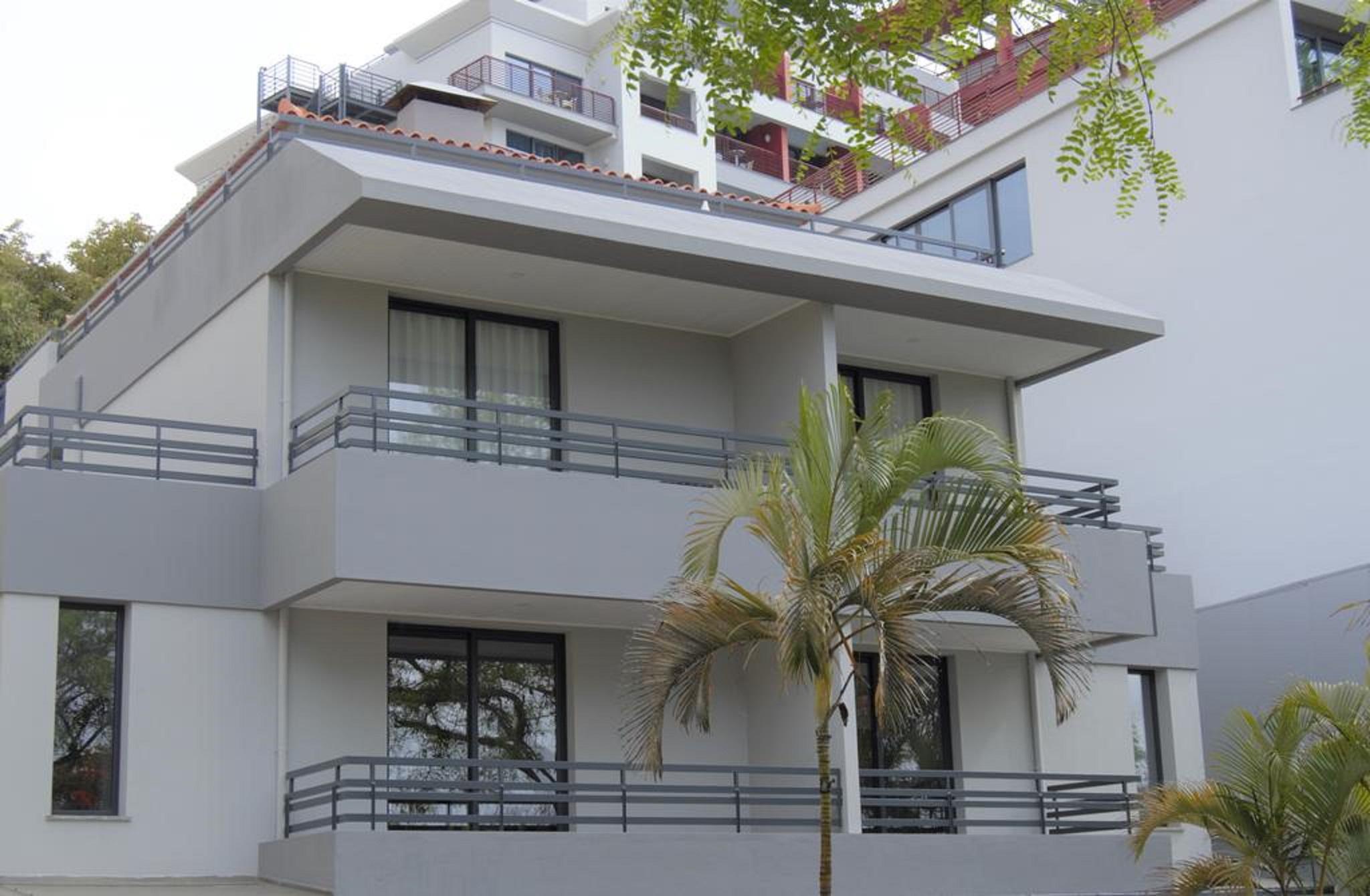 Apartamentos Turisticos Vitoria By Petit Hotels 丰沙尔 外观 照片