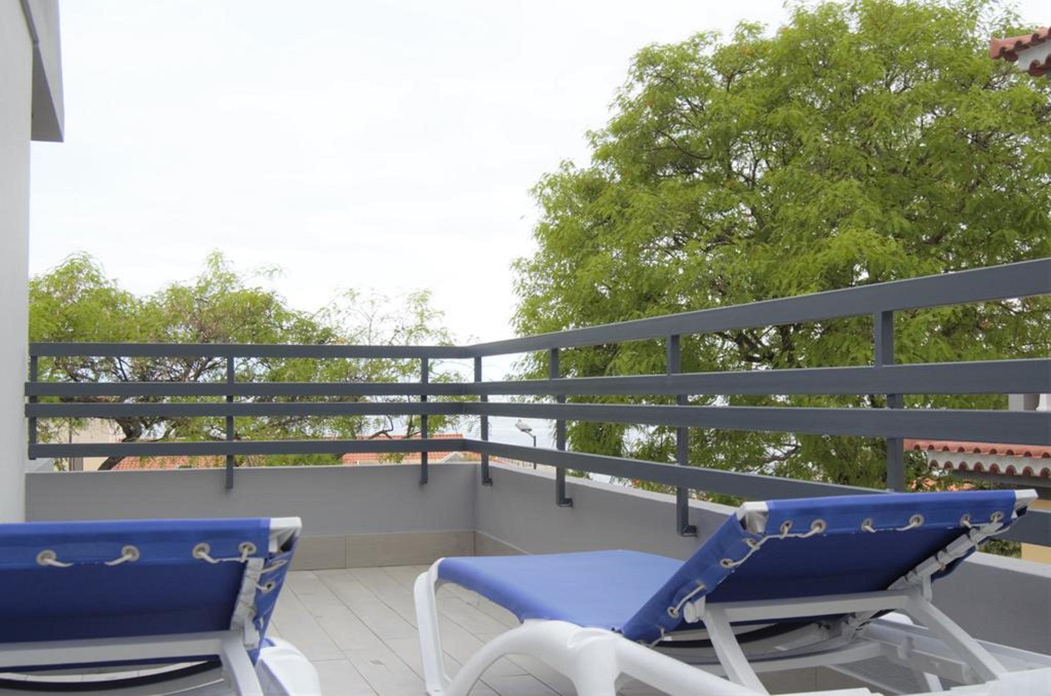 Apartamentos Turisticos Vitoria By Petit Hotels 丰沙尔 外观 照片