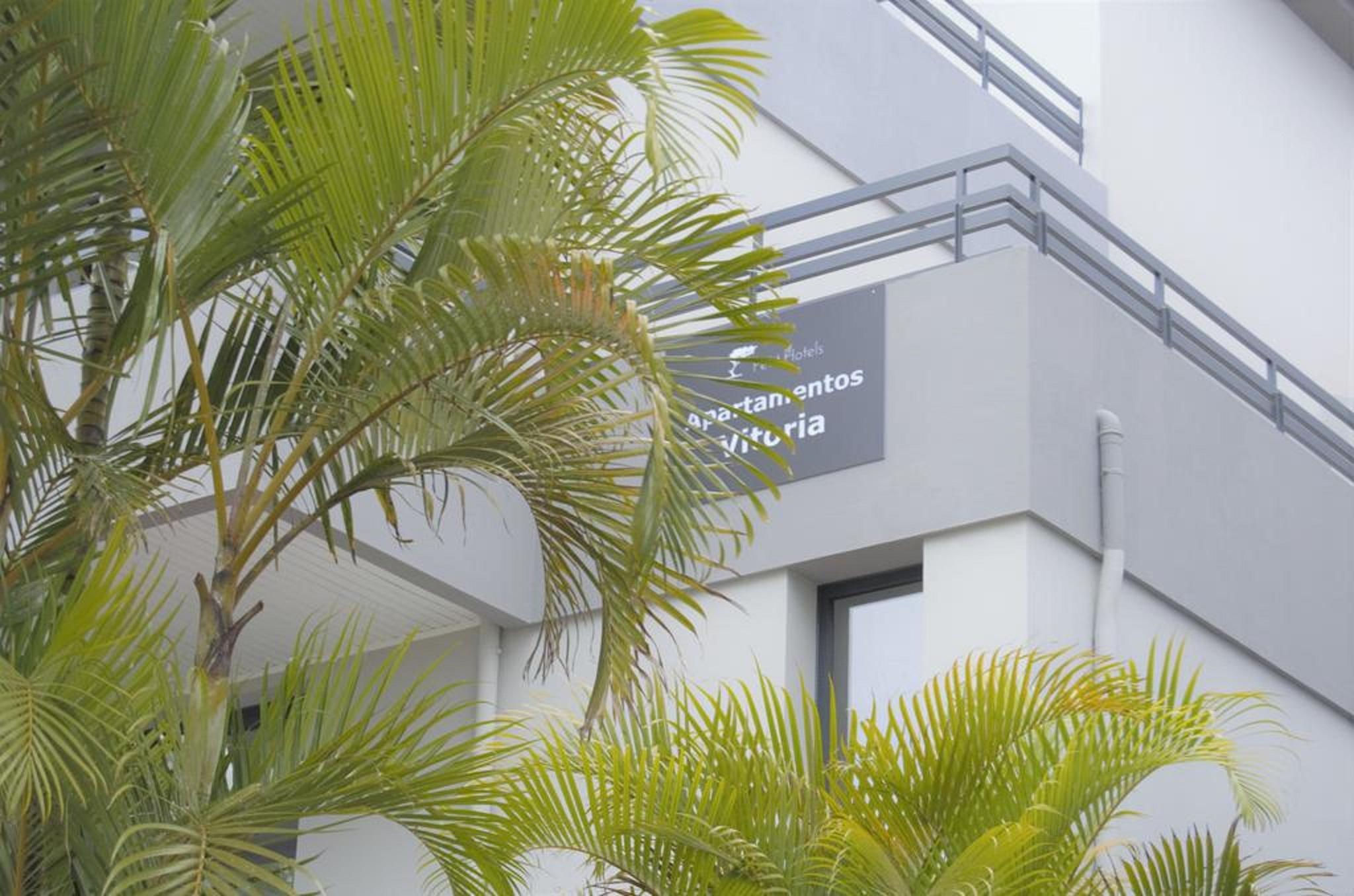 Apartamentos Turisticos Vitoria By Petit Hotels 丰沙尔 外观 照片